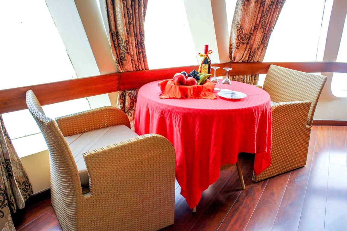 MV Mahabaahu Suite with Balcony Cabin (4)